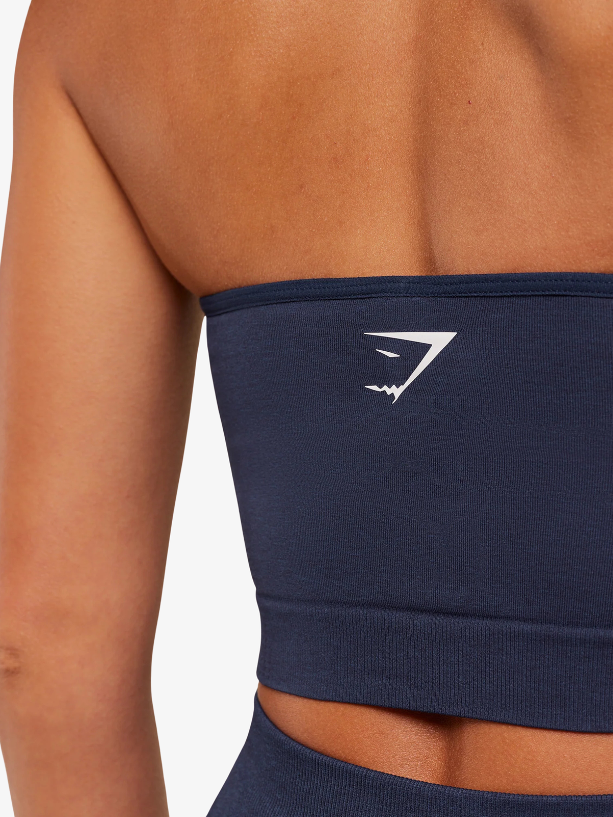 Gymshark Top Vital Halter Neck Tank With Shelf